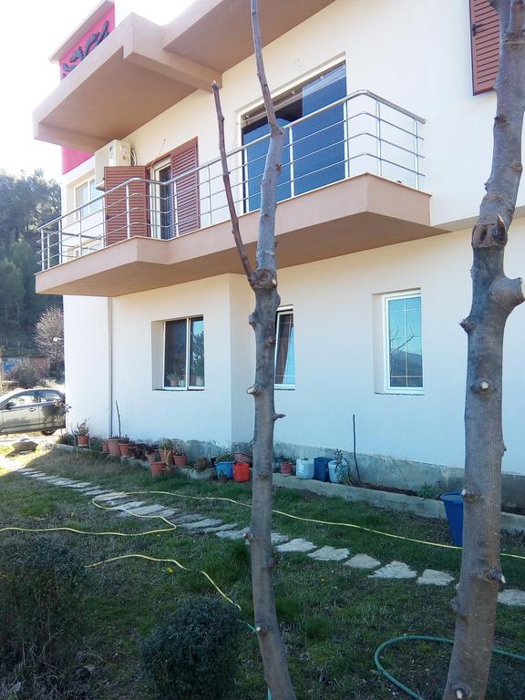 فيلا Eagle House Përmet المظهر الخارجي الصورة